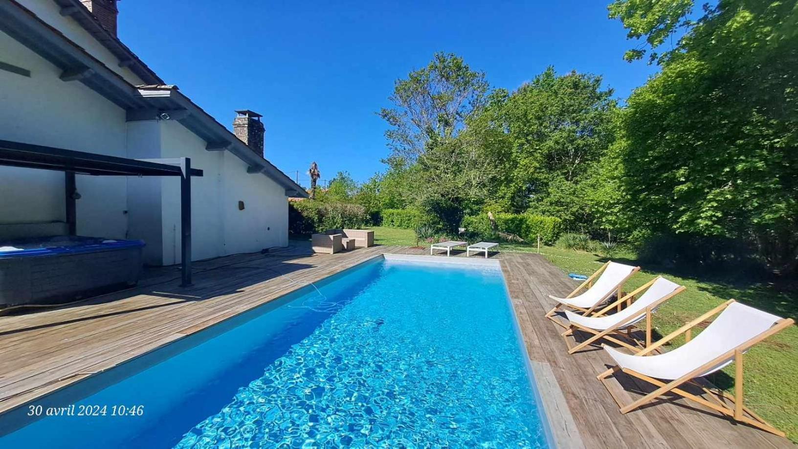 Domaine De Cachaou Logis Du Pujeau Sauna & Piscine Chauffee Salles (Gironde)